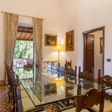 In Mugello Hills With Private Pool Villa