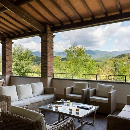 In Mugello Hills With Private Pool فيلة فيتشو
